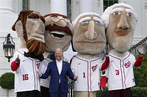 Nationals seek would-be ‘Racing Presidents’ - WTOP News