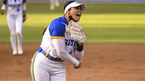 12 top college softball pitchers back for the 2023 season | NCAA.com