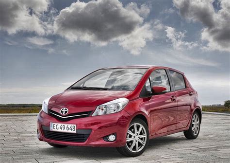 2012-Toyota-Yaris-red-right-Profile - The Supercars - Car Reviews, Pictures and Specs of Fast ...