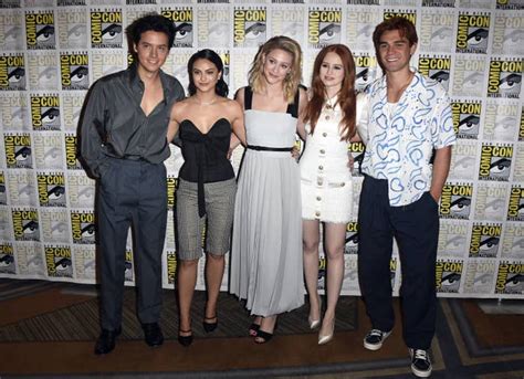 Lili Reinhart Explained Why She Filmed A "Riverdale" Scene In Underwear ...