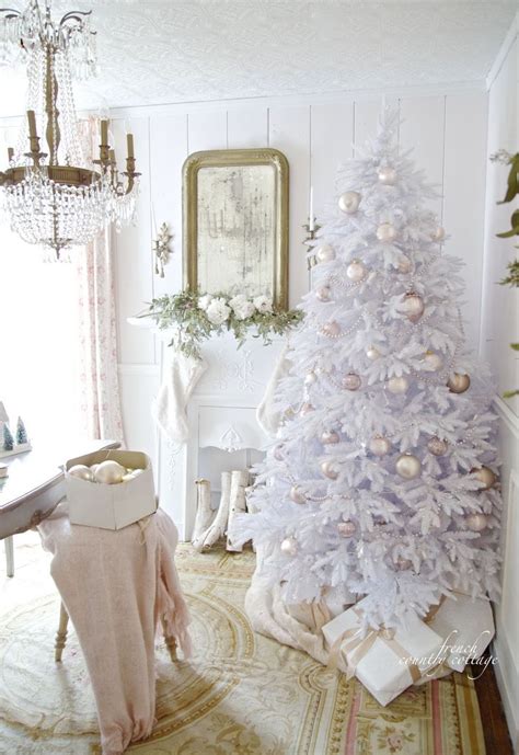 19 French Country Christmas Decor Ideas