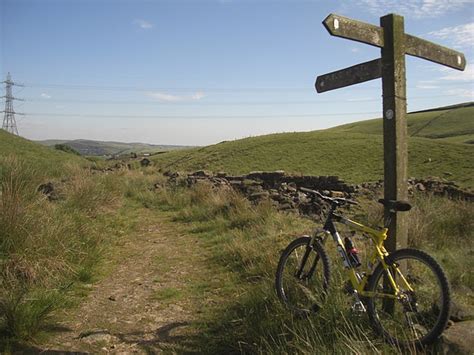 10 Beautiful UK Bridleway Routes | Total Women's Cycling | Bicycle trail, Bike route, Cycling route