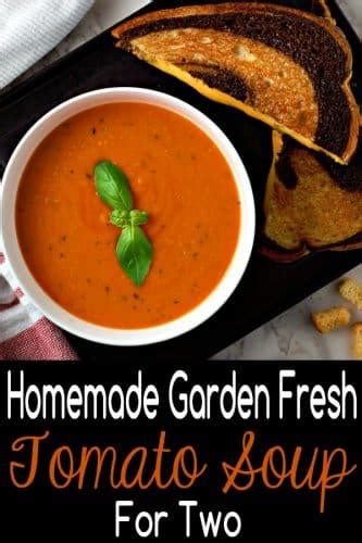 Fresh Tomato Basil Soup (35 Min) • Zona Cooks