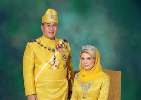 Tengku Mahkota Kelantan and wife welcome first child, a baby boy | New Straits Times | Malaysia ...