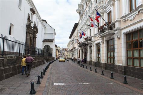 Streets of Quito Central, Ecuador Editorial Image - Image of constructed, archdiocese: 54590715