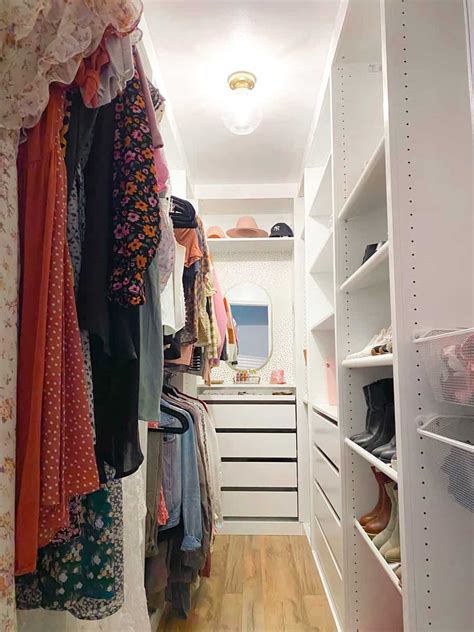 IKEA Closet Hacks For The PAX System - The Homeblondy