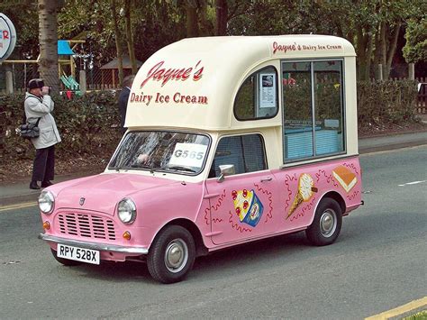 151 Mini Ice Cream Van (1981) | Mini Ice Cream Van (1981) En… | Flickr