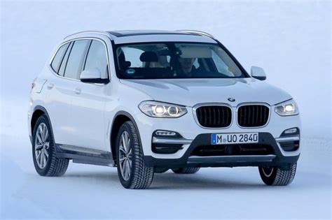 SUV elettrica BMW autonomia record