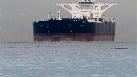 Stealth mode: ENGAGE. Iran shuts off oil tankers’ trackers to cloak supply routes — RT World News