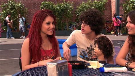 Victorious 1x08- Survival of the Hottest - Ariana Grande Image ...