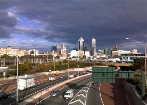 Wild weather approaches Perth - ABC Perth - Australian Broadcasting Corporation