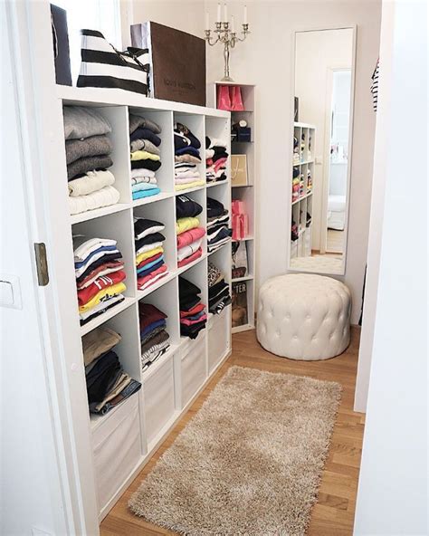 37 Stylish Walk-In Closet Ideas for the Storage Space of Your Dreams ...