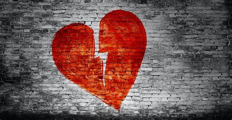 15 Uplifting Verses for a Broken Heart - Healing and Hope