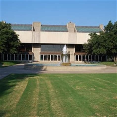 RICHARDSON PUBLIC LIBRARY - 41 Photos & 40 Reviews - 900 Civic Center Dr, Richardson, Texas ...