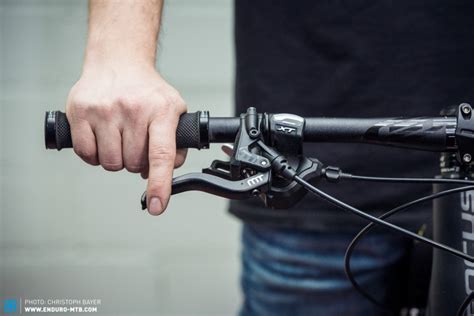 How to Set up your Brake Levers perfectly | ENDURO Mountainbike Magazine