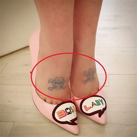 Kelly Osbourne's 19 Tattoos & Their Meanings - Body Art Guru