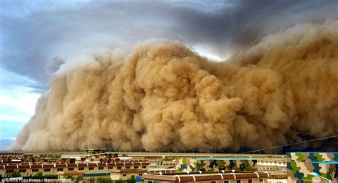 Dangerous Power of Nature : Scary Sandstorm. Top 10 Most Frightening Pictures.