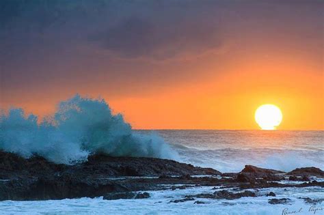 Sunrise at Currumbin Beach - Gold Coast - Australia - photo by Pawel Papis | Australia photos ...