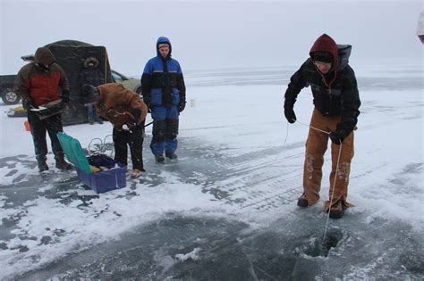 Lake Superior Winter: Researchers belatedly turn their eyes to the ...