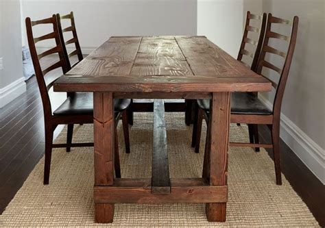 DIY Farmhouse Tables for Your Rustic Dinning Room