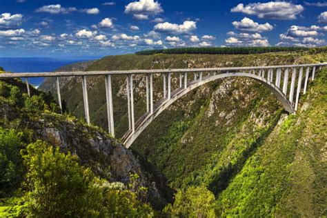 Bloukrans Bridge Bungy: The Dream Of Every Adventure Seeker