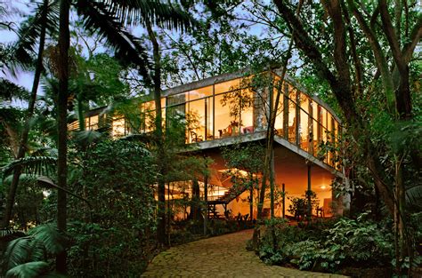 Bottega Veneta Breathes New Life Into an Iconic Lina Bo Bardi Building in São Paulo