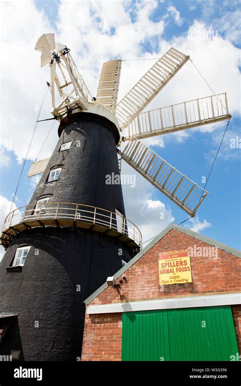 Heckington Windmill, Lincolnshire Stock Photo - Alamy