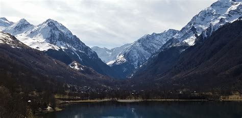 Pyrenees mountains valley lake Roarloud.net - RoarLoud