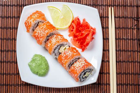 4K, Sushi, Lemons, Fish - Food, Plate, Chopsticks, HD Wallpaper | Rare ...