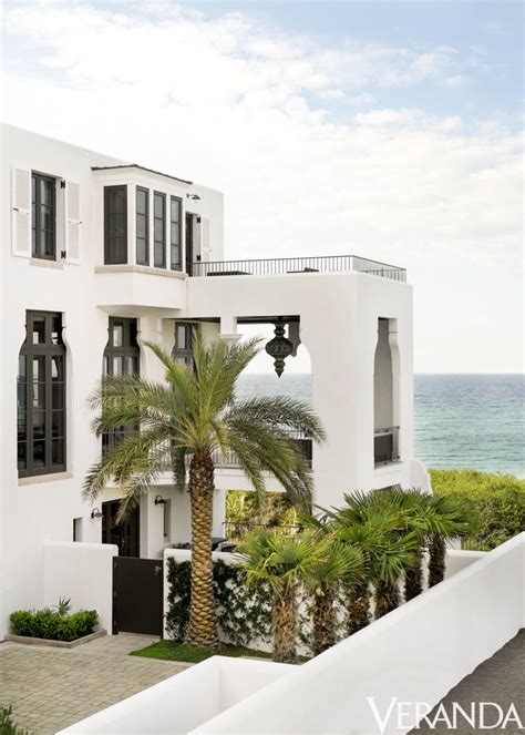 HOUSE TOUR: A Florida Beach House Gets Glammed Up | Modern beach house ...