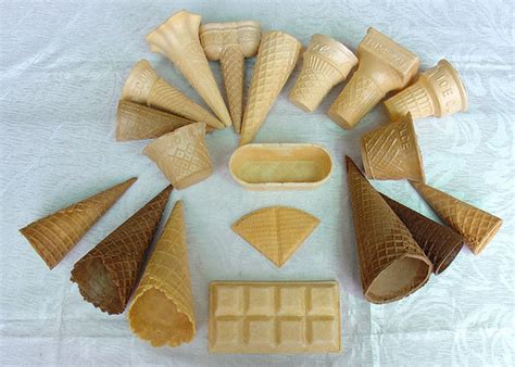 Delicious Homemade Wafer Cones , Sugar Ice Cream Cone Multi Shape