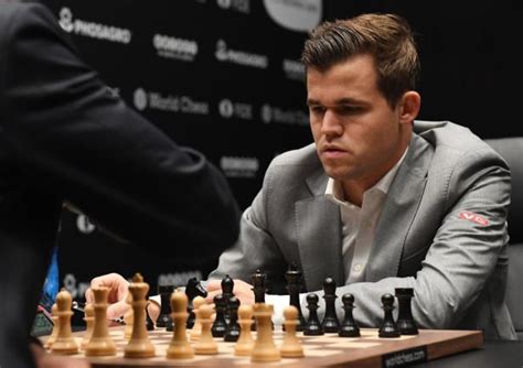 Schach: Weltmeister Carlsen organisiert Online-Turnier