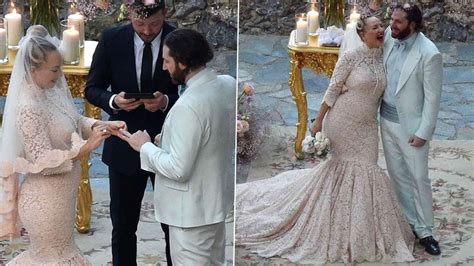 Hollywood News | Sia and Boyfriend Dan Bernard Get Married in Secret Wedding in Italy! | 🎥 LatestLY