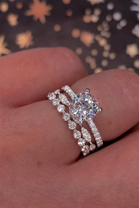 Elegant Simple Wedding Rings For Women