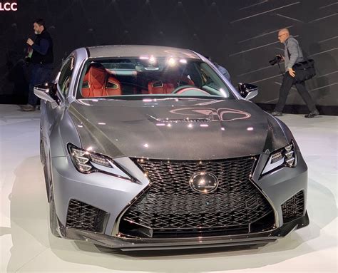 2020 Lexus RC F Track Edition Is a Carbon Fiber and Carbon Ceramic Beast