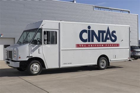 Cintas Uniform Services Van. Cintas Offers Uniform Services Such As Uniform Rental, Purchase ...