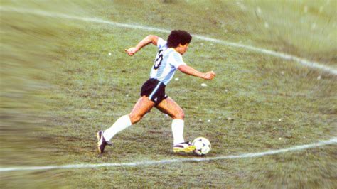 Diego Maradona Greatest Soccer Players Of All Time Football Legend ...