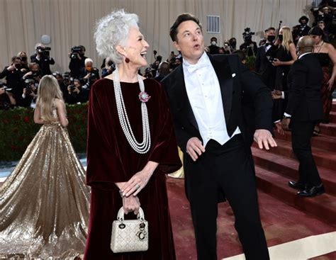 Photos: Elon Musk at the Met Gala with his surprise date