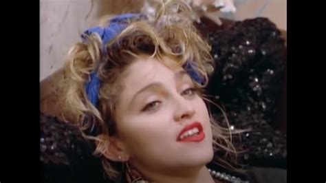 💿 Madonna - Into The Groove (Music History)