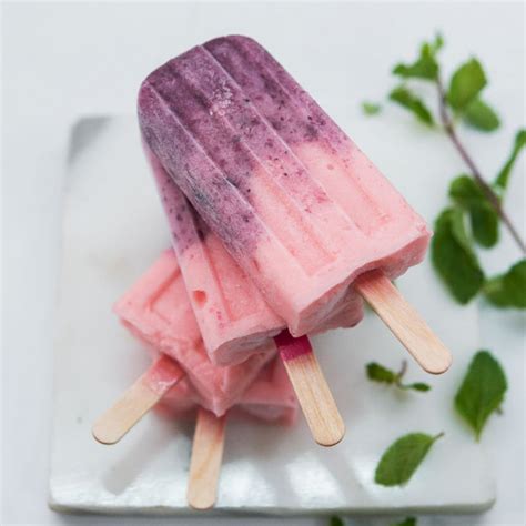 Pink Lemonade Popsicles – 2 Bliss of Baking