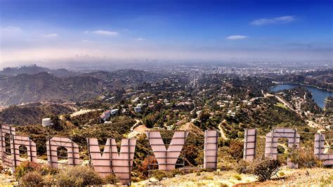 Los Angeles Skyline Hollywood Sign