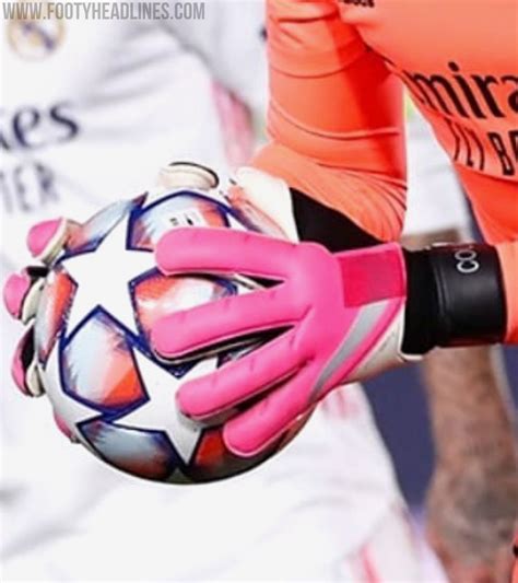 Thibaut Courtois Covers Swoosh With Tape In Champions League - Here Is Why - Footy Headlines