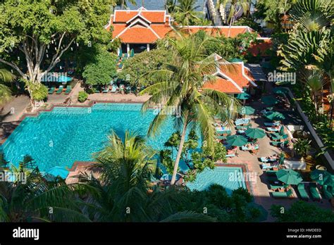 Luxury hotel swimming pool, Bangkok, Thailand Stock Photo - Alamy