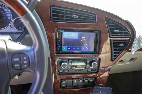 This 2006 Buick Rendezvous gets a Pioneer AVH-1330NEX! — Twelve Volt Technologies