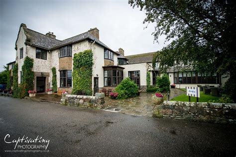 Royal Marine Hotel Brora Wedding Photography: Sandra & Andy