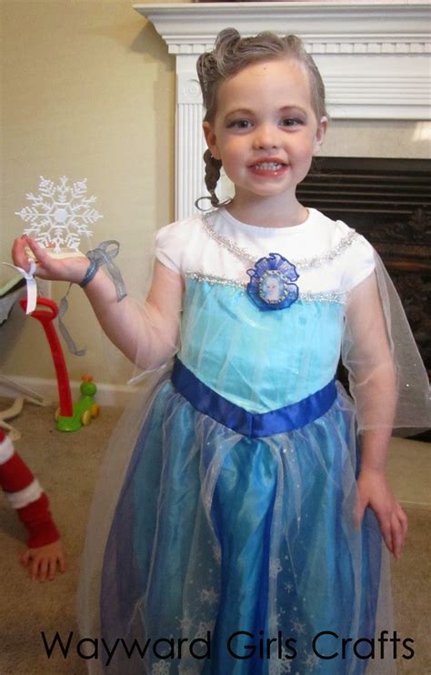 Wayward Girls' Crafts: Halloween 2014 Costumes: Frozen!!