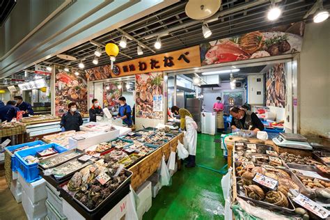 Tsukiji Outer Market - Must-See, Access, Hours & Price | GOOD LUCK TRIP