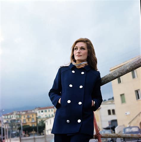 File:Dalida19673.jpg - Wikimedia Commons