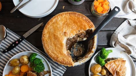 Traditional Steak And Kidney Pie Recipe