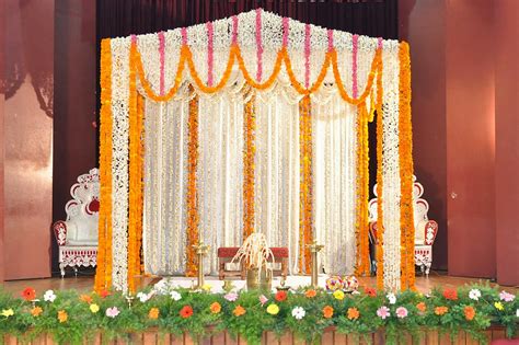 Jana Poojitha Services: Flower Decoration images - 001